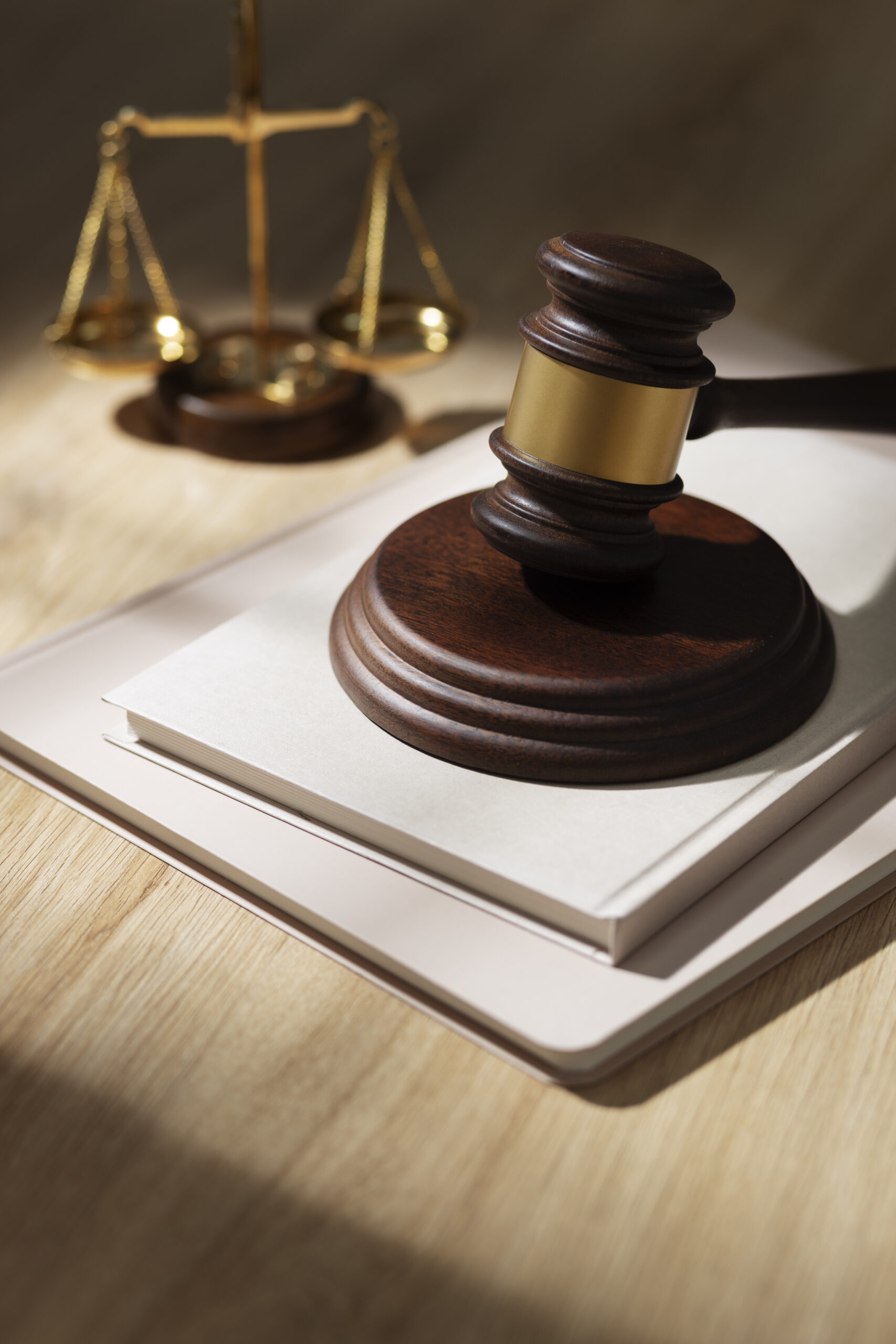 Image avec des symboles de la justice